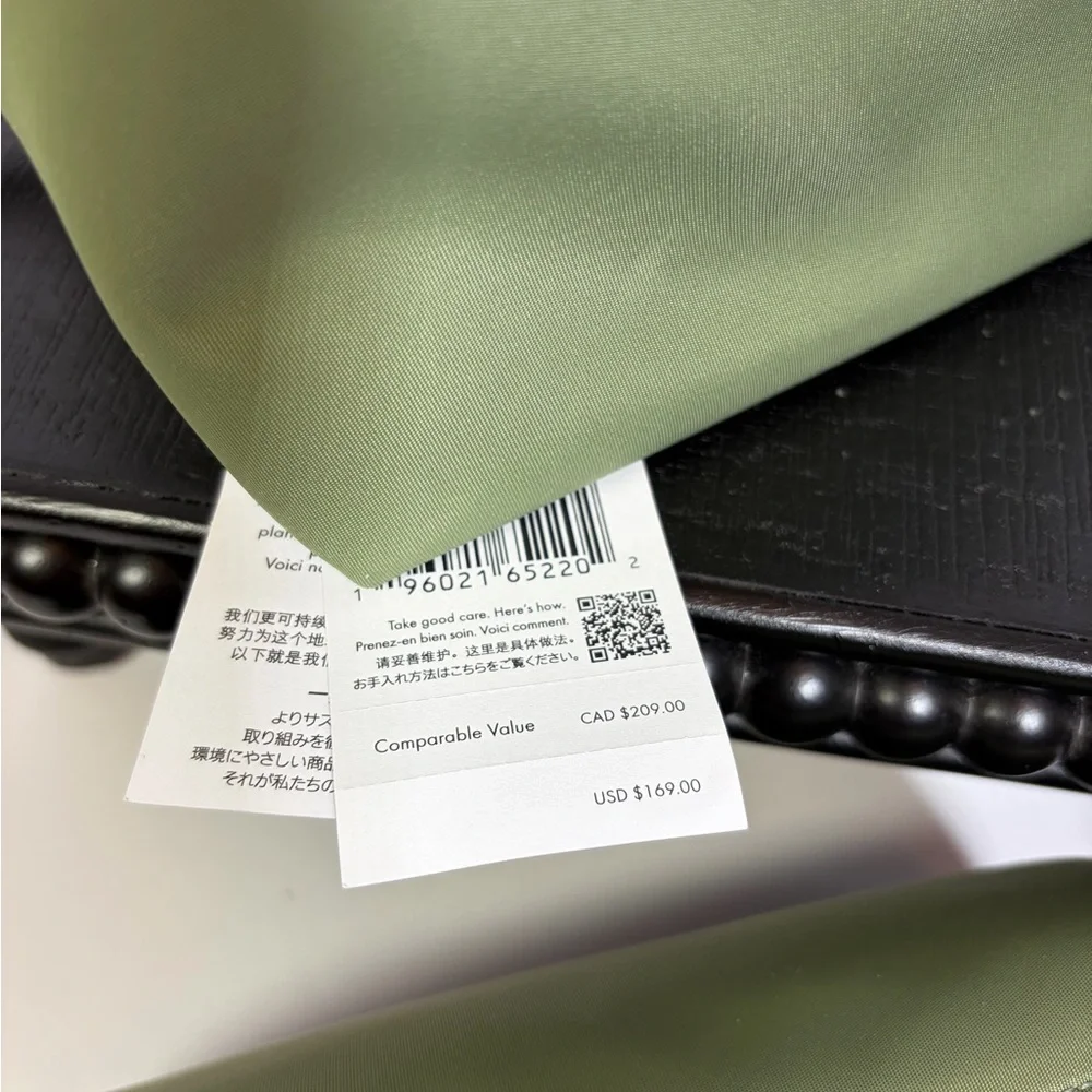 NEW Kate Spade Olive Toiletry Bag Set